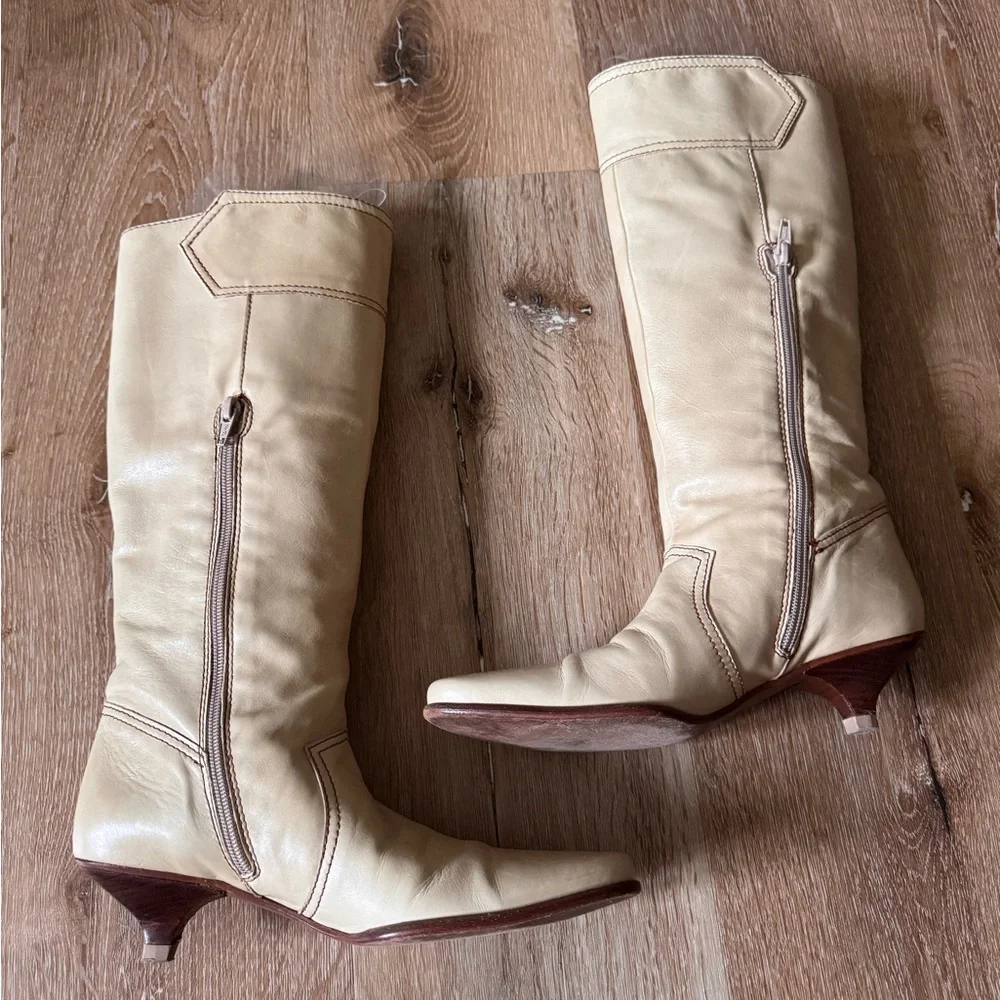 Vintage‎ Veletto Tall Banana Yellow Kitten Heel Leather Boots Y2K